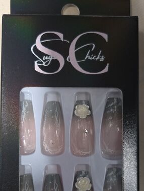 Sugar Chicks SC Nude Ombre 24 Press-On Nails with Gray Marble & Flower Accents
